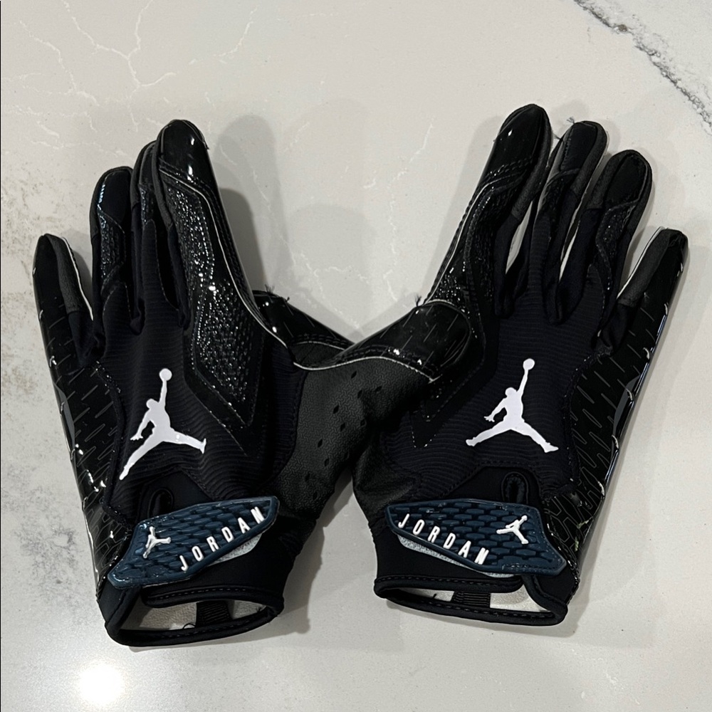 Jordan Black and White Athletic Gloves